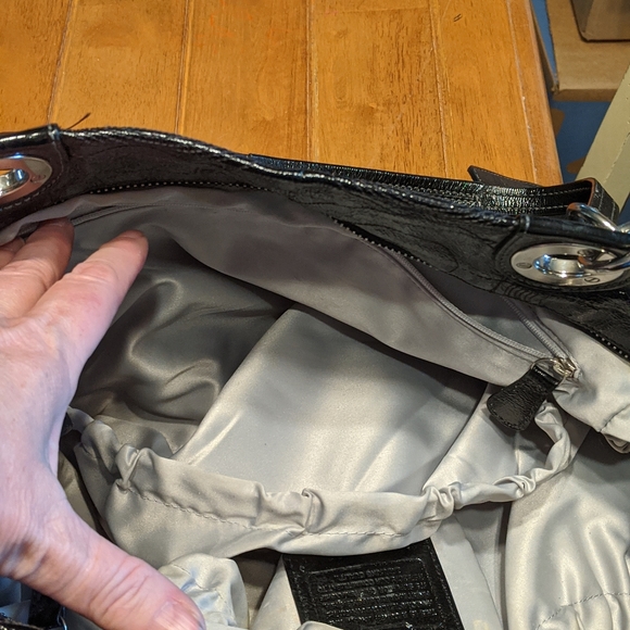 Coach diaper bag - Picture 9 of 14